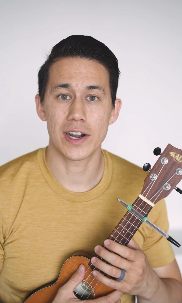 DIY Ukulele Capo Tutorial with a Pen